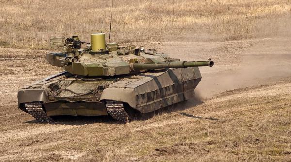 Rusia ironizează planurile Ucrainei de a dezvolta rachete care să lovească Moscova. „Au spus și că se vor plimba cu tancuri Oplot prin Piața Roșie”