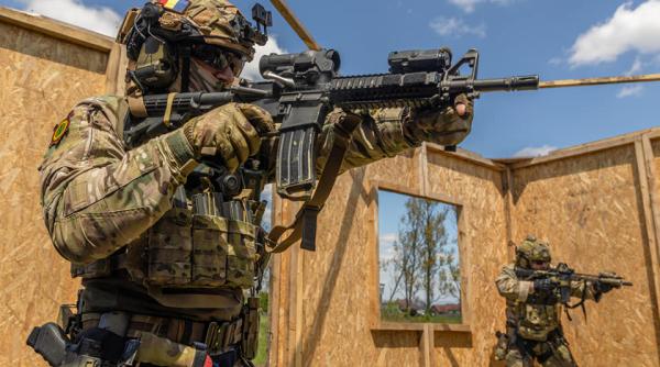 Aproape 1.000 de militari români şi străini, la Exerciţiul Forţelor pentru Operaţii Speciale ''Junction Strike 21''