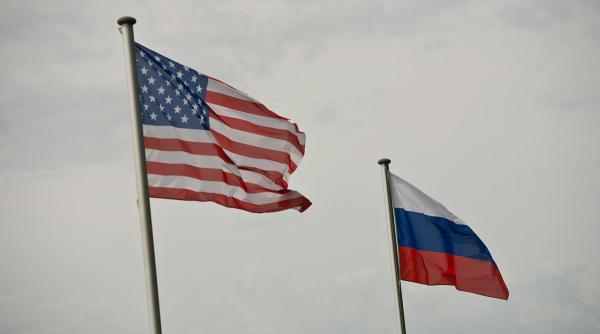 Oficial rus: Actuala criză în relaţiile dintre Rusia şi SUA ar putea fi mai periculoasă decât Războiul Rece