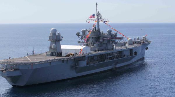 Flota rusă a început monitorizarea navei americane USS Mount Whitney, care a intrat în Marea Neagră