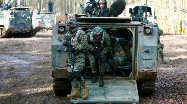 Bosnia, pe un butoi cu pulbere. Germania amenință că va acționa împotriva apelurile la secesiune a sârbilor bosniaci