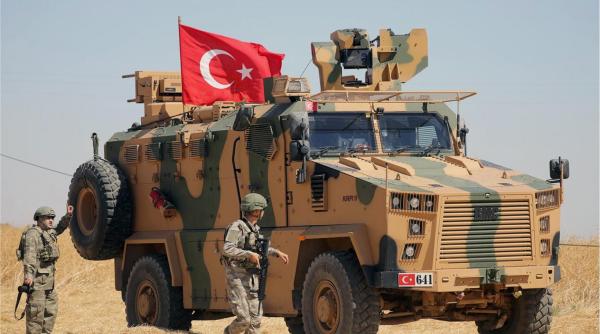 Turcia "tună" împotriva Franței în chestiunea retragerii forțelor militare din Libia