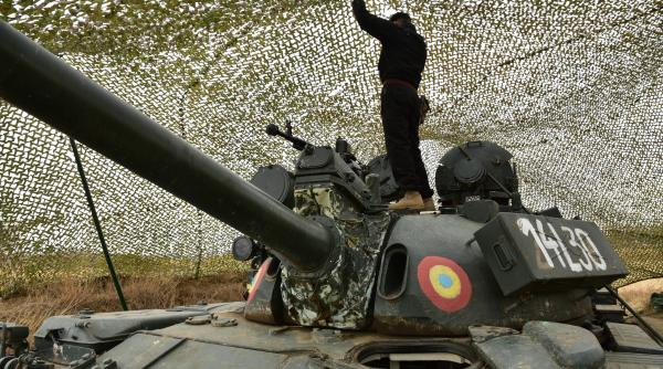 Ucraina a aprobat planul de a achiziționa armament din România. Acordul prevede și vânzare de licențe pentru tehnică militară