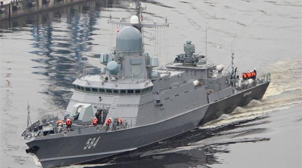 Prima navă din clasa Karakurt destinată Flotei ruse din Marea Neagră a fost adusă la Sevastopol