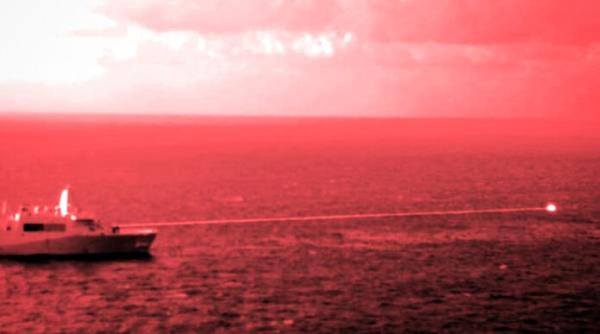 De la bordul navei USS Portland, Marina SUA a efectuat un nou test cu o armă laser de mare putere (Foto)
