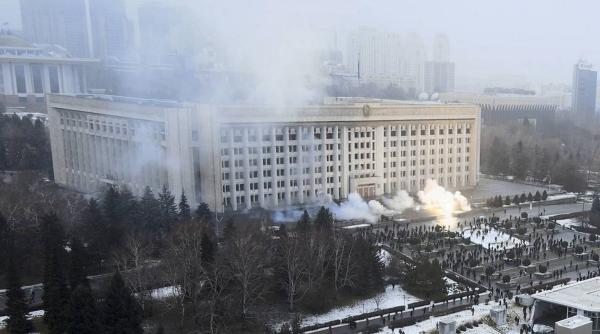 Kazahstan: Președintele Takaev denunță o tentativă de lovitură de stat și dă asigurări că nu se trage în protestatarii pașnici