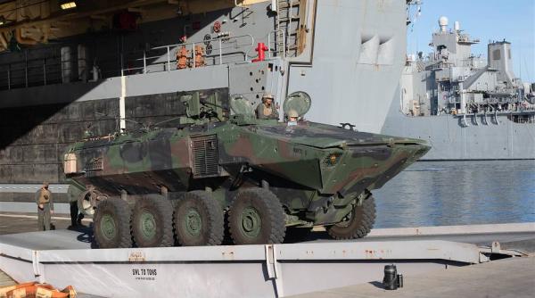 U.S. Marine Corps vrea mai multe vehicule amfibii de la BAE Systems