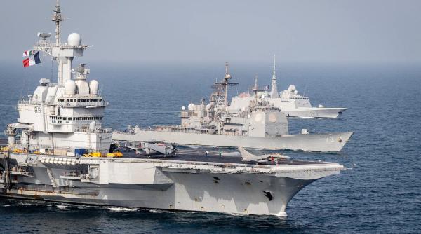 Estul Mării Mediterane începe să se aglomereze. Portavionul francez Charles de Gaulle a plecat în misiune