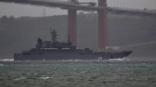 Ministerul rus al Apărării: Șase nave mari de desant ale Forțelor Navale Ruse se îndreaptă spre Marea Neagră (Foto)
