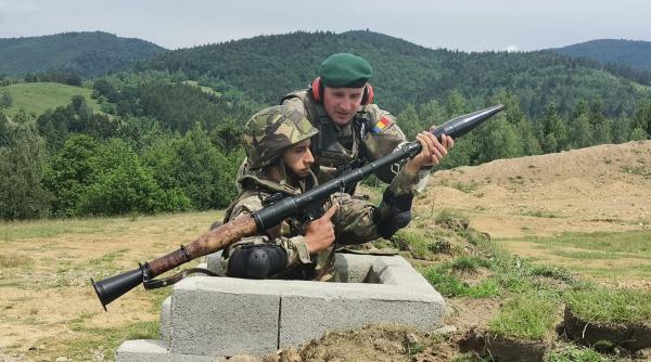 Revitalizarea industriei de apărare | Ministrul Economiei: Construcția unei fabrici de pulberi de la zero este una dintre investițiile prioritare