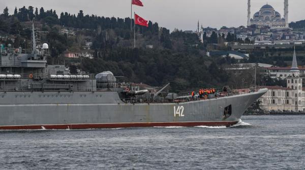 Diplomat ucrainean: În cazul unui război, Ucraina va cere Turciei să închidă accesul la Marea Neagră pentru navele ruse