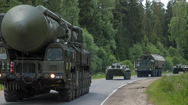 Serghei Lavrov ameninţă: Al treilea război mondial va fi nuclear şi distructiv