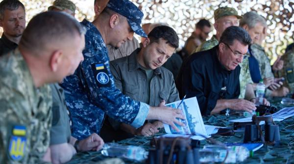 Zelenski și-a pierdut „interesul” pentru NATO și e resemnat cu privire la aderare. Ucraina - pregătită de dialog cu Rusia, nu de capitulare