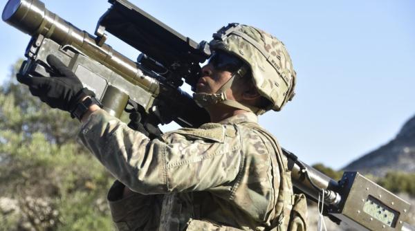 Congresmeni americani îi cer lui Biden să ofere Ucrainei arme de calitate