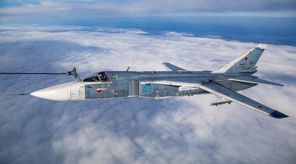 Rușii au organizat manevre militare în Kaliningrad. Avioane Su-27 și Su-24 au simulat lupte pe timp de noapte