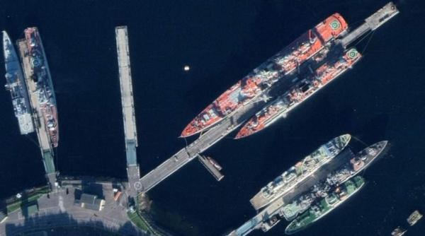 Infrastructura militară rusă, fără perdea. Google „prezintă” portavionul Amiral Kuznețov, submarine, avioane și baze militare rusești