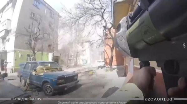 Lansatoarele de grenade RGW-90 au fost puse la treabă în Mariupol (Video). Militarii ucraineni prezintă imagini cu momentul atacării forţelor ruse