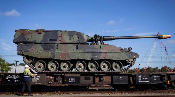 Olanda confirmă furnizarea de obuziere PzH 2000 de 155 mm către Ucraina