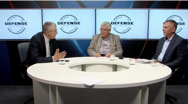 Comandatorul în retragere Eugen Nicolae și Viorel Manole, directorul executiv al Patromil, la Defense România