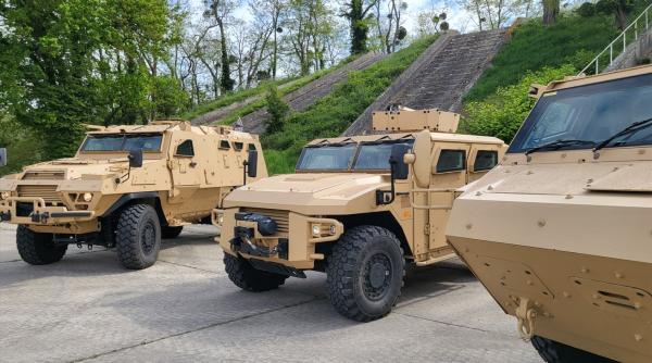 Francezii propun României blindate Sherpa 4x4 și vor ca 70% din vehicul să fie „made in Romania”. Arquus, în discuții avansate cu Moreni