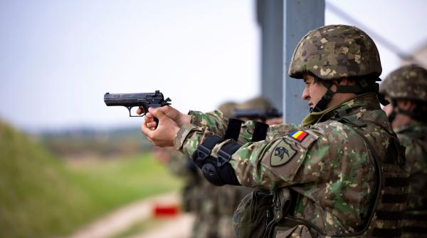 Cugirul nu poate produce arme performante. Ciucă amintește „pierderea” a 1.000 de pistoale pentru Armată; Retehnologizarea, obligatorie