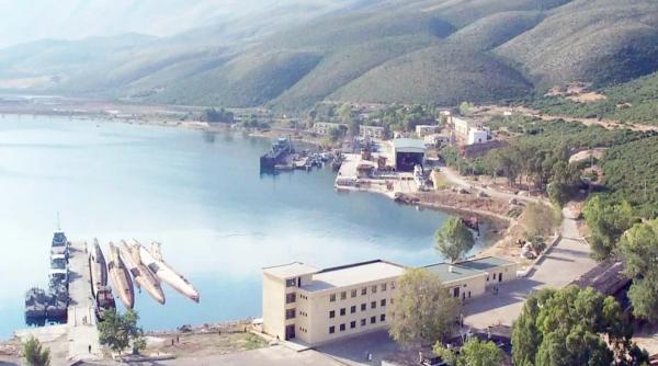 Albania a pus la dispoziția NATO o bază navală construită în anii 1950 de Uniunea Sovietică