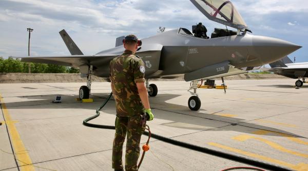 NATO: Mai multe avioane F-35 ale SUA şi Olandei au participat la misiuni aeriene în regiunea Mării Negre