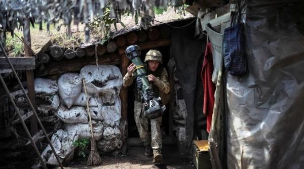 Voluntari americani din Legiunea Internaţională din Ucraina luptă împotriva rușilor folosind NLAW și M72 LAW