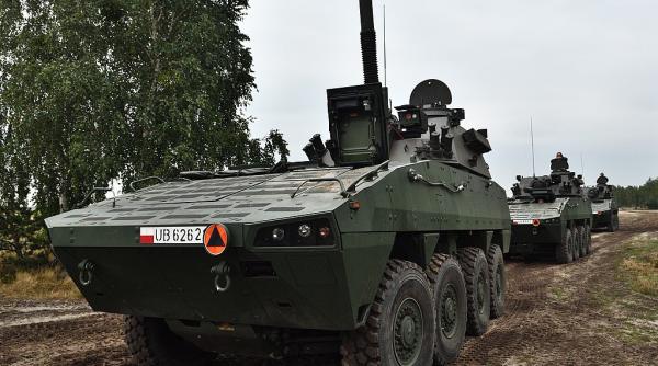 Polonia intenționează să înființeze două divizii de luptă în cadrul Forțelor Terestre