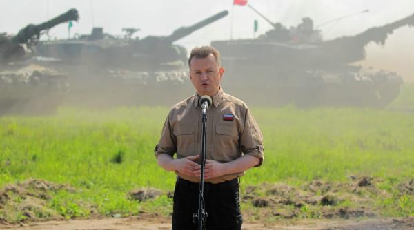 Polonia acordă în continuare o atenţie deosebită modernizării forţelor armate. Varşovia anunţă semnarea mai multor contracte de achiziţie