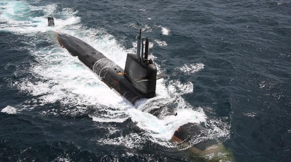 Presa franceză anticipează că Franța va propune României înzestrarea cu submarine de atac franceze din clasa Scorpene