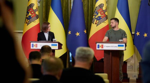 Ucraina vrea un răspuns coordonat cu R. Moldova în fața amenințărilor Rusiei. Maia Sandu admite că Moldova e „fragilă și vulnerabilă” 