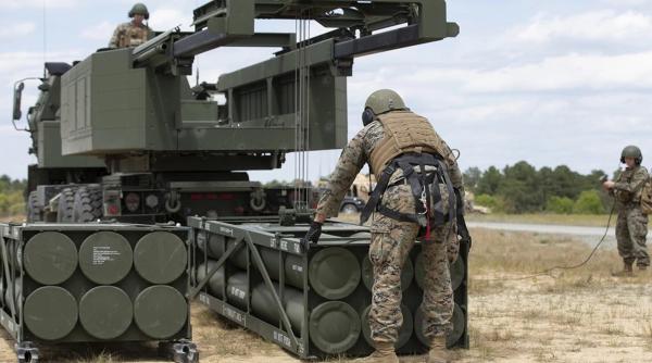 Statele Unite vor pregăti încă 50 de militari ucraineni să folosească sistemele HIMARS
