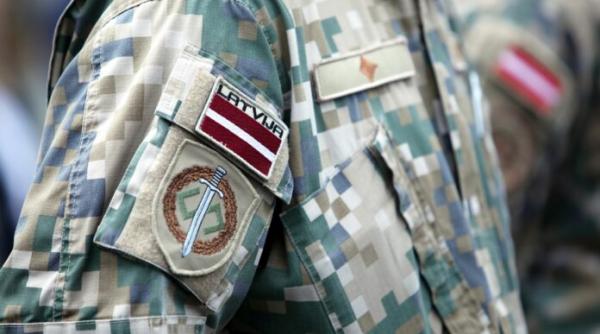 Pe fondul agresiunii militare ruse din Ucraina, Letonia a luat decizia reintroducerii serviciului militar obligatoriu