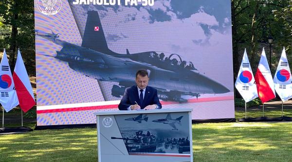 Ministrul polonez al Apărării, mesaj după semnarea contractelor pentru achiziţia de arme din Coreea de Sud: Militarii polonezi trebuie să aibă arme moderne