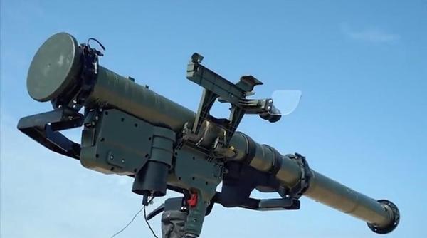 Armata turcă a primit primele sisteme portabile autohtone SUNGUR. Turcia înlocuiește Stinger cu propriul MANPADS de generația a IV-a