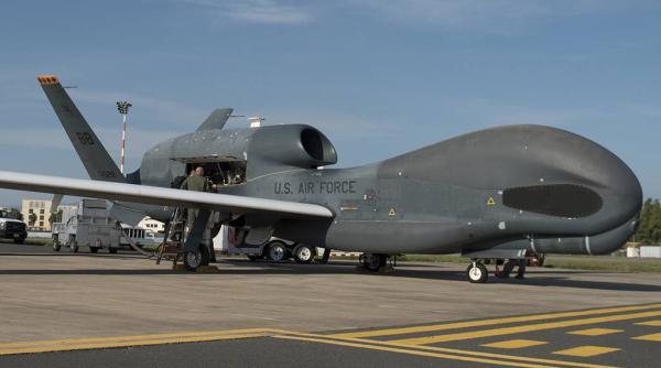 U.S. Air Force se pregăteşte să renunţe la celebrele drone RQ-4 Global Hawk. Se fac speculaţii cu privire la dezvăluirea programului RQ-180
