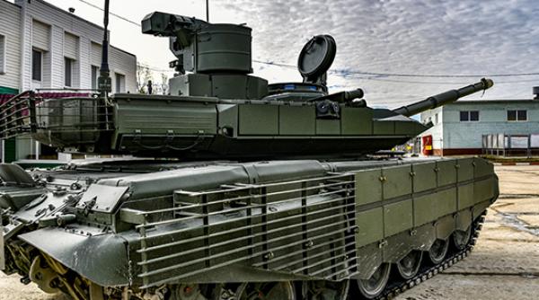 Comandă uriașă pentru dotarea trupelor ruse. Rachete Sarmat, tancuri T-90M și avioane Su-34M contractate într-o singură zi