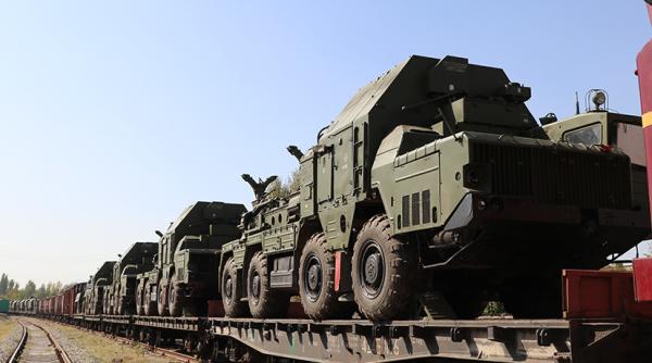 Afluxul de rachete și sisteme S-300 rusești către Ucraina ar putea indica trecerea la o nouă fază a luptelor