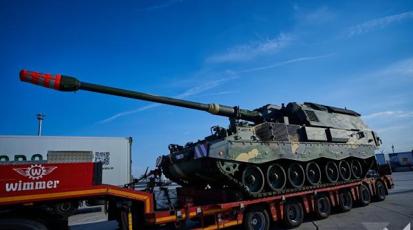 Ungaria a primit primele două obuziere autopropulsate PzH 2000 (Foto)