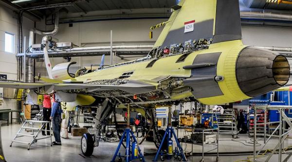 Compania SAAB, dezamăgită că de aproape opt ani nu reuşeşte să vândă niciun avion JAS 39E/F Gripen