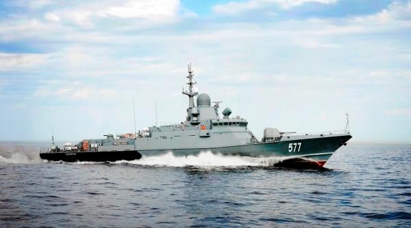 Flota rusă din Marea Neagră rezolvă parțial problemele cu apărarea antiaeriană: Prima navă Karakurt cu complexul Pantsir-M