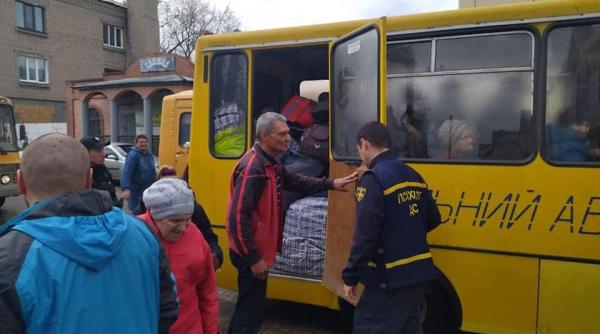 "Referendumurile" au început în patru regiuni ale Ucrainei. "Un spectacol de propagandă pentru Z-mobilizare"