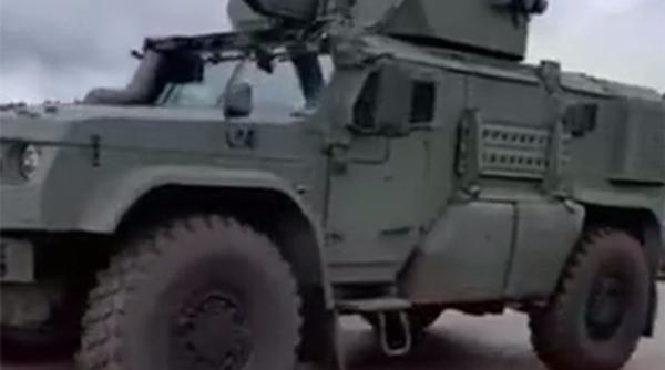 Armata rusă a căutat prin depozitele industriei de apărare noi vehicule militare. Ar fi desfășurat în Ucraina mai multe vehicule blindate K-4386 Typhoon-VDV