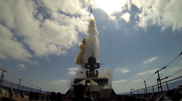 Test nuclear rus în Marea Neagră? Presa britanică înaintează posibilitatea unei demonstrații ordonate de Putin la granița cu Ucraina