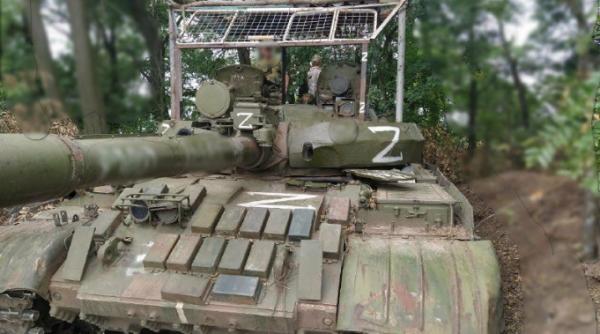 Lipsa de tehnică militară în armata rusă este tot mai acută. 800 de tancuri T-62 vor fi ''modernizate'' în regim de urgenţă