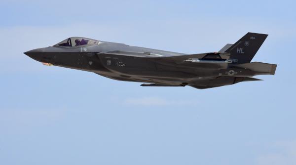 Un avion F-35 Lightning II american s-a prăbușit în SUA