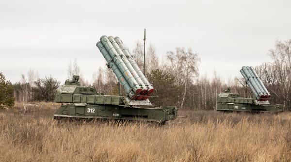 Armata rusă răspunde atacului de la Sevastopol și atacă orașele ucrainene: Zeci de lovituri în Kiev, Harkiv, Cernăuți sau Zaporijjia