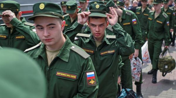Rusia ar putea trimite pe frontul din Ucraina recruți total neinstruiți