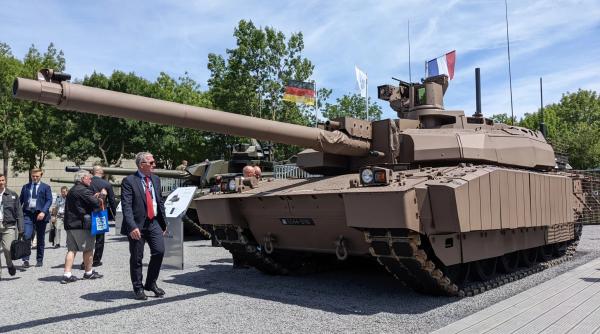 Armata franceză va primi 122 de tancuri modernizate Leclerc XLR